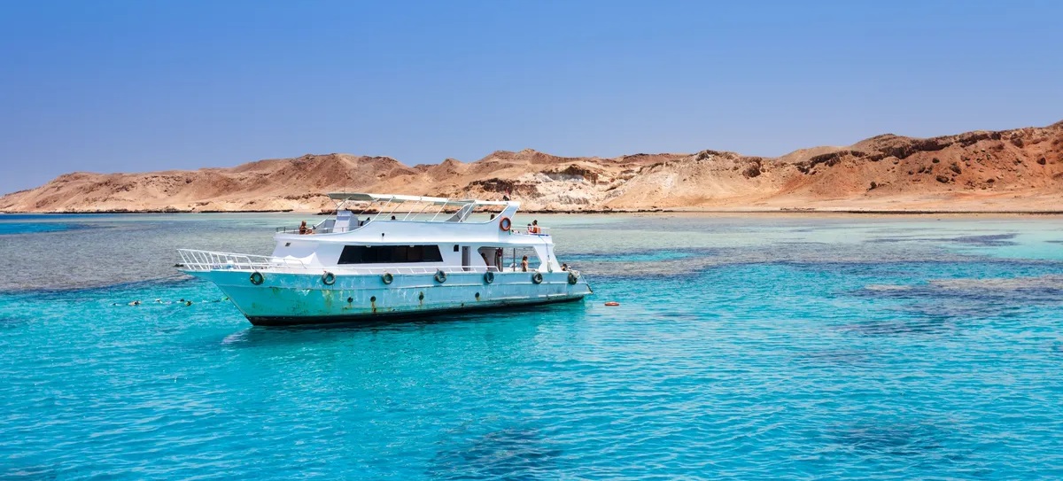 Saudi Ajlan & Bros Holding eyes tourism project in Egypt’s Ras Gamila